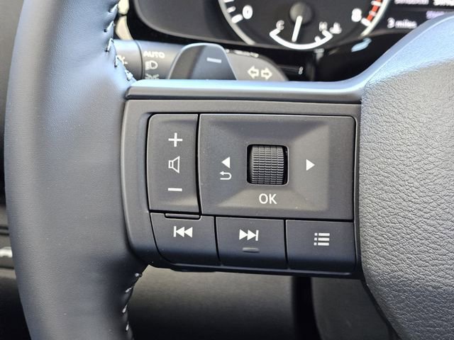 New 2026 Nissan Pathfinder SV w/ Cargo Package FWD image 16