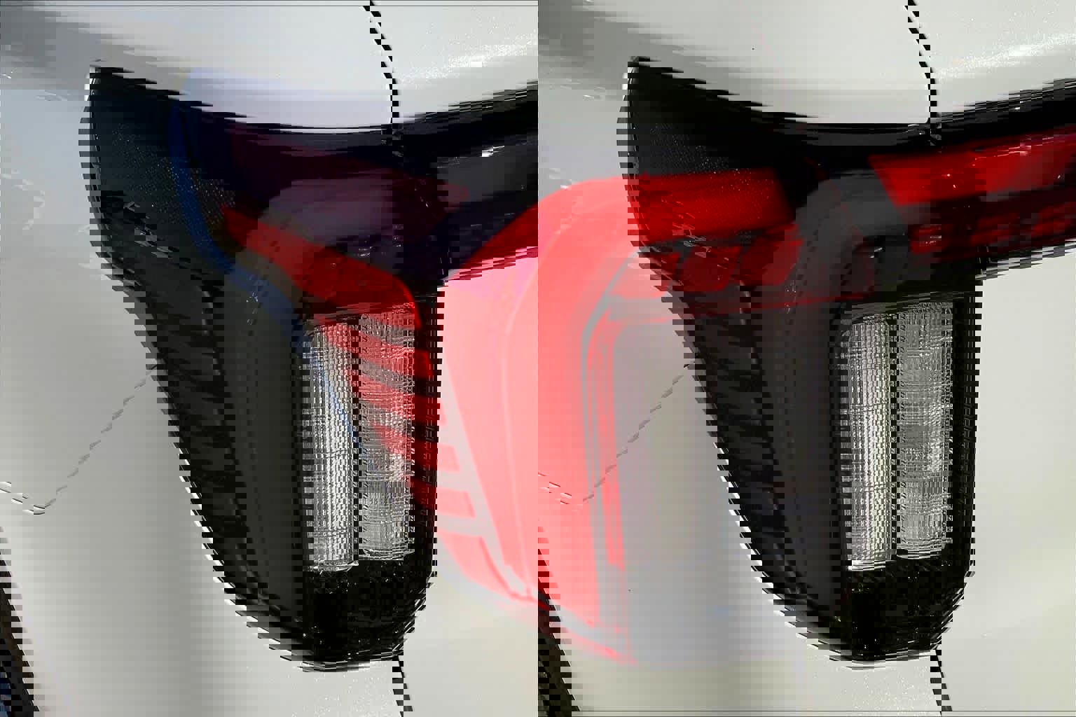 New 2026 Ford Explorer Active w/ Active Comfort Package image 14