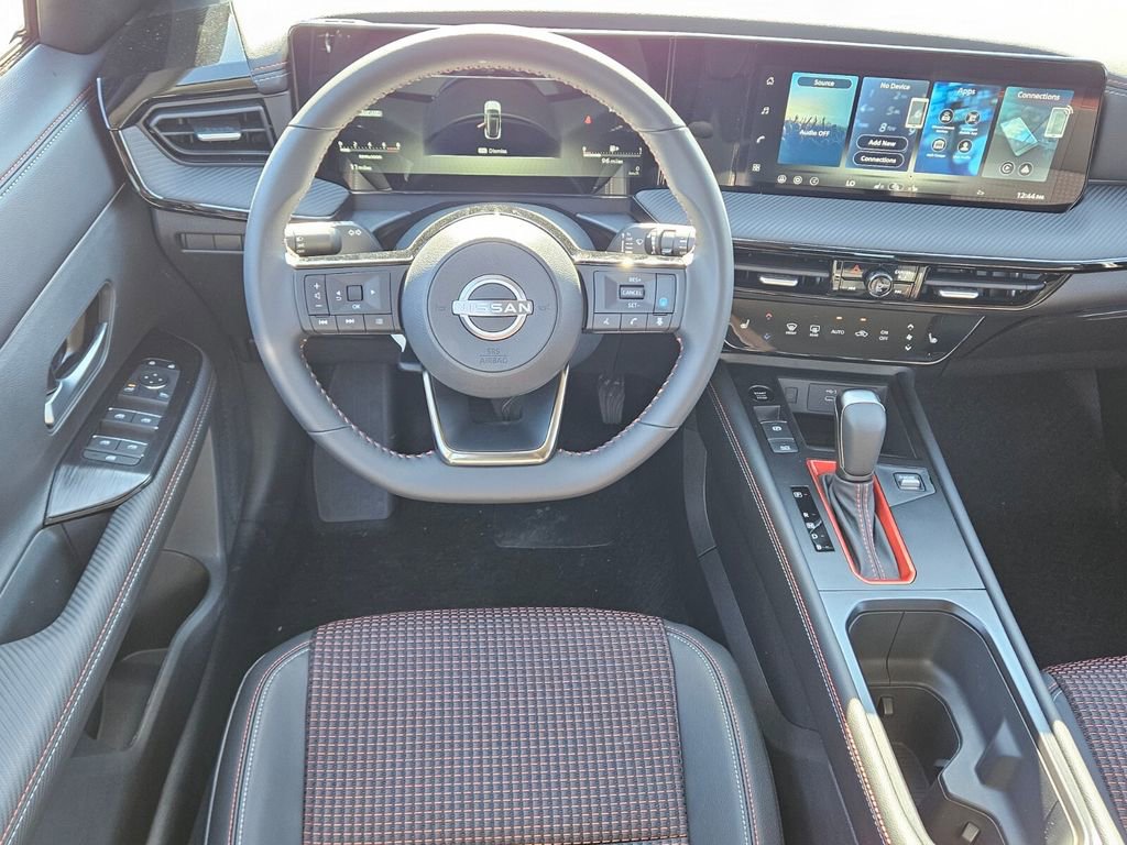 New 2026 Nissan Kicks SR w/ Cold Weather Package image 5