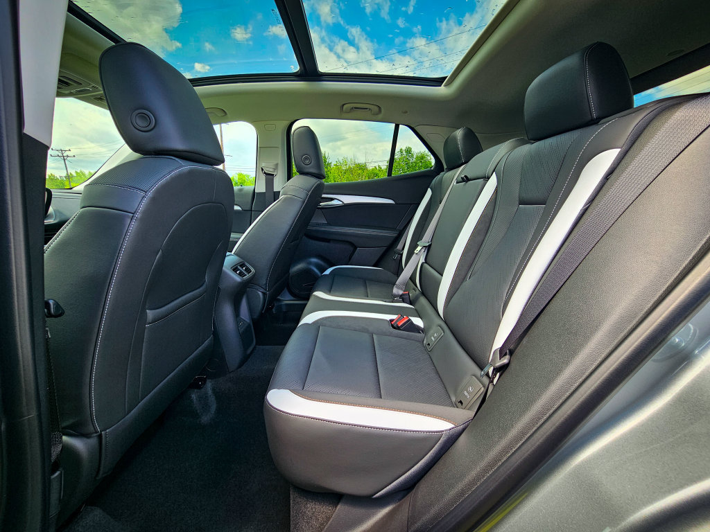 New 2026 Buick Envision Sport Touring AWD/4WD image 33