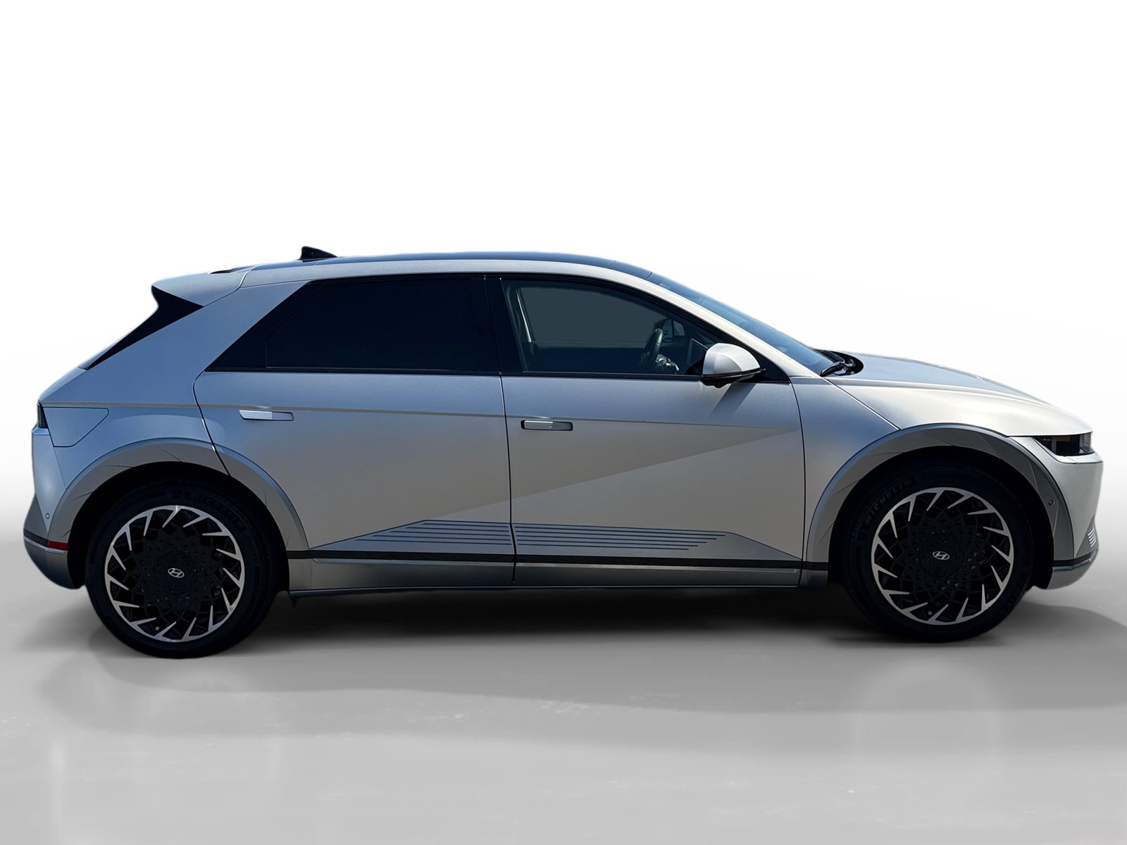 Used 2023 Hyundai Ioniq 5 Limited AWD/4WD image 6