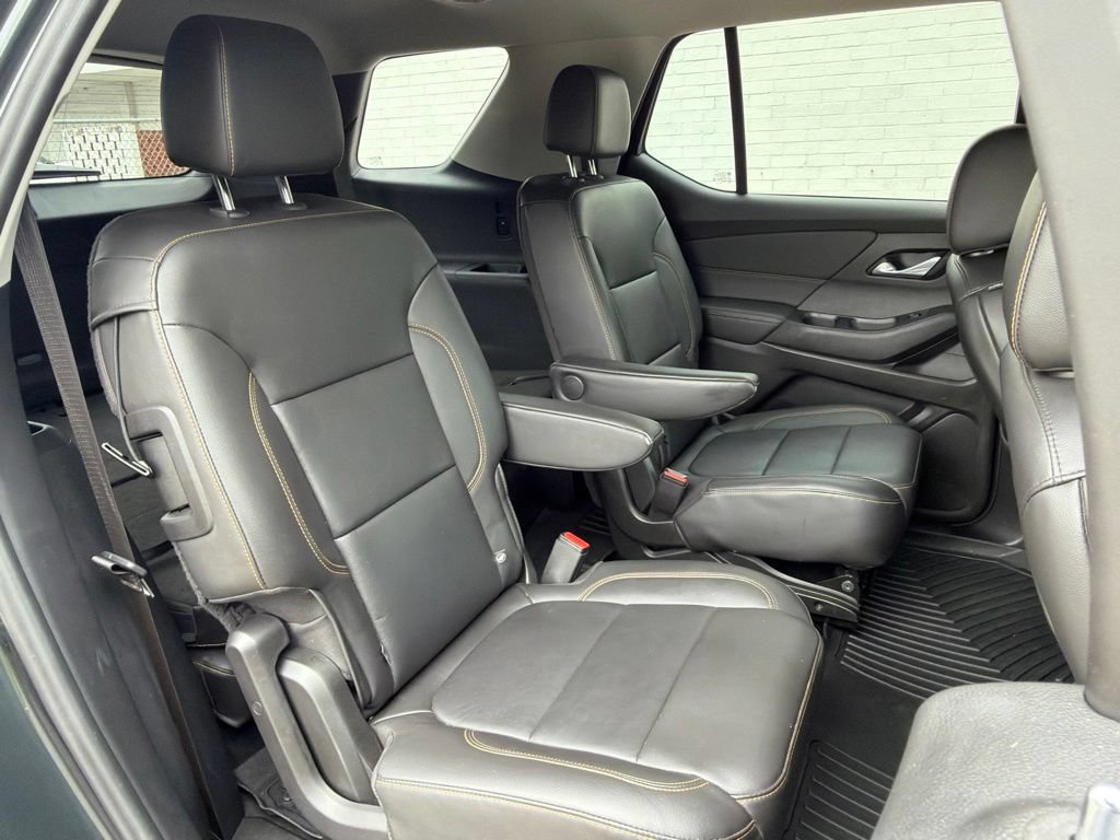 Used 2021 Chevrolet Traverse LT w/ LT Premium Package FWD image 11