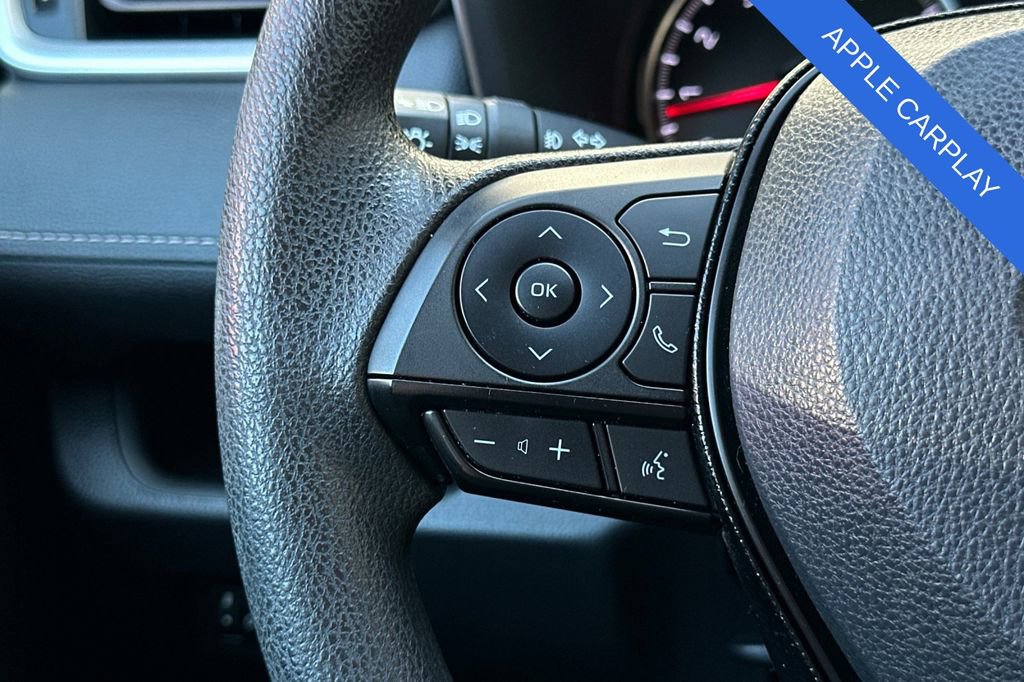 Used 2021 Toyota RAV4 XLE w/ Carpet Mat Package (TMS) image 27