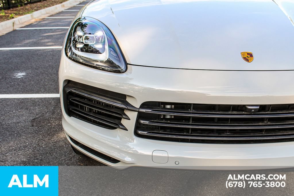Used 2023 Porsche Cayenne S w/ Premium Package AWD/4WD image 11