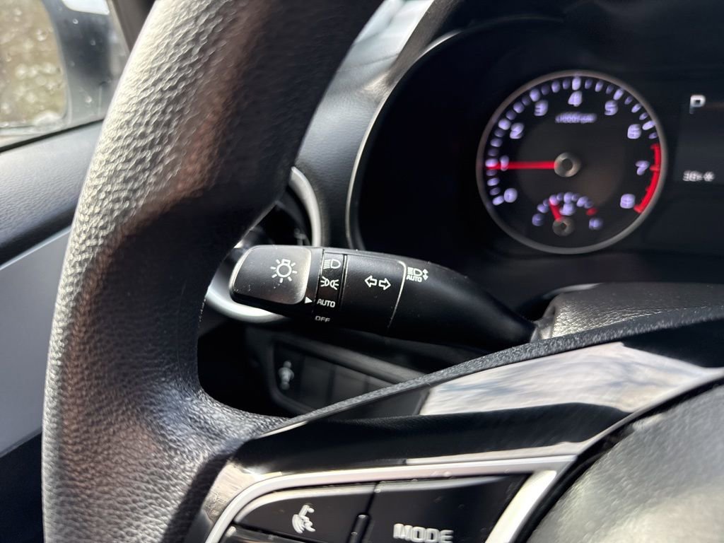 Used 2024 Kia Forte LXS image 19