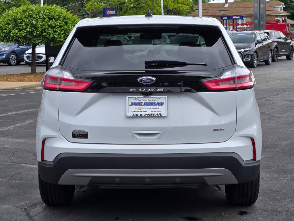 Used 2024 Ford Edge SEL image 12