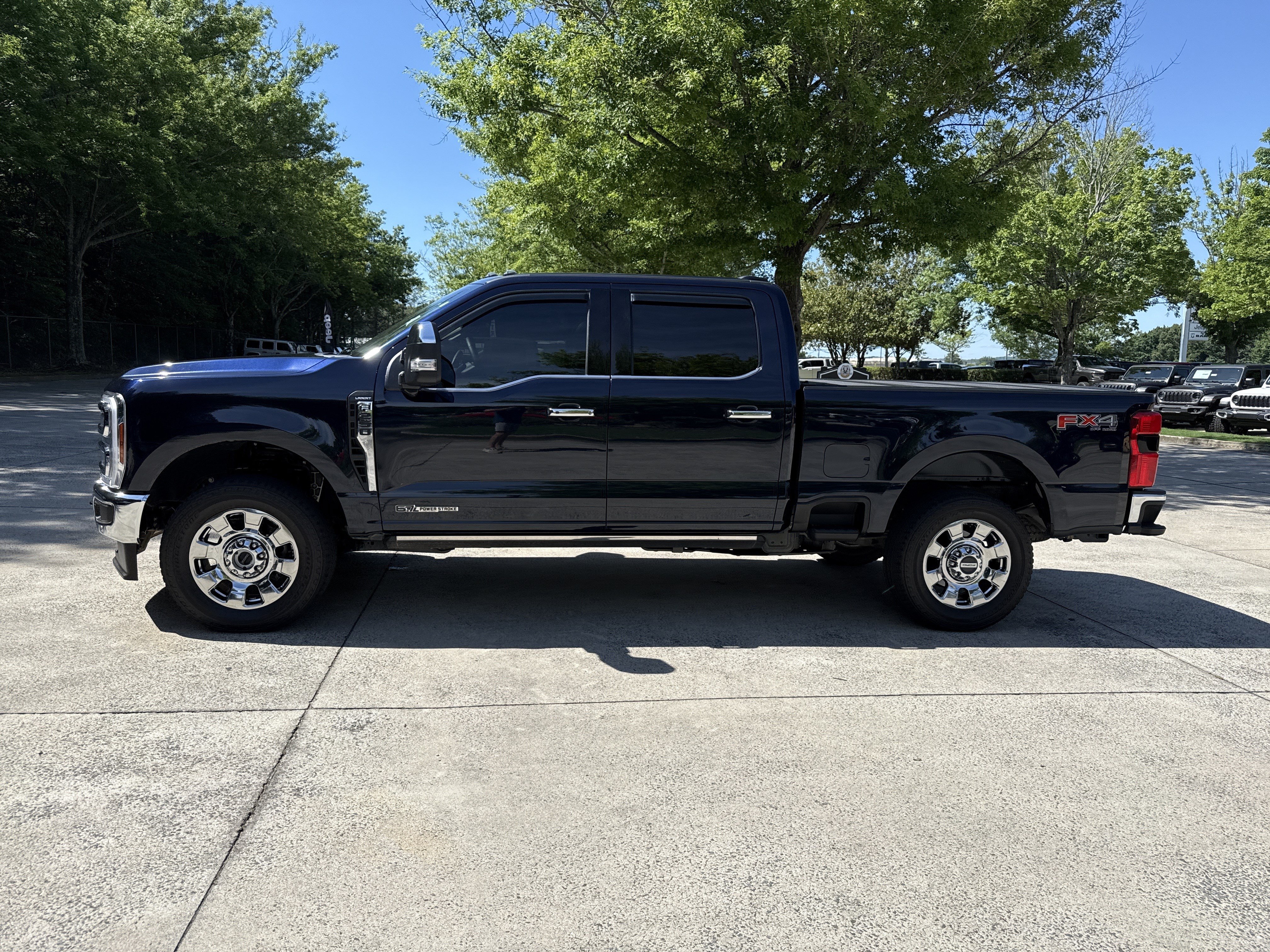 Used 2025 Ford F250 Lariat w/ Lariat Ultimate Package AWD/4WD image 4