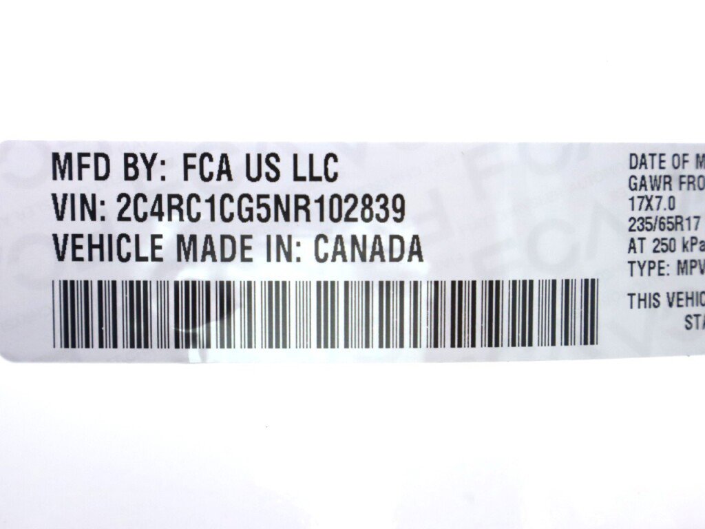 Used 2022 Chrysler Voyager LX image 41