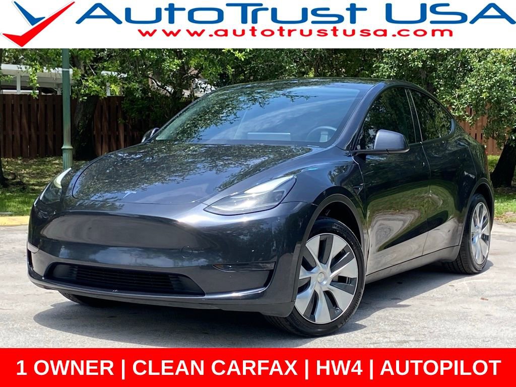 Used 2024 Tesla Model Y 2WD image 1