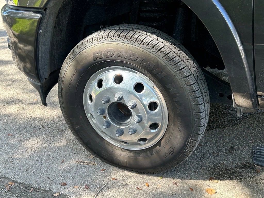 New 2026 RAM 3500 Limited image 27