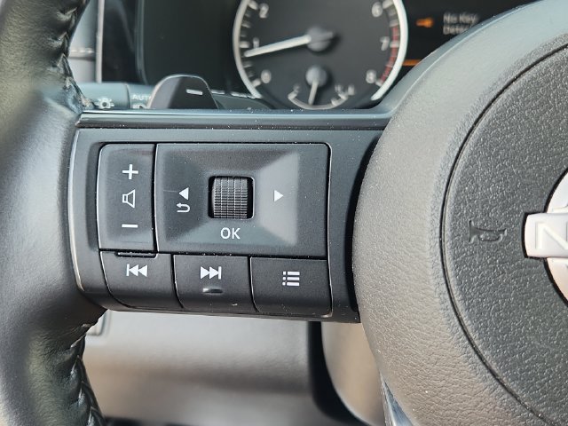 Certified 2024 Nissan Pathfinder SV AWD/4WD image 19
