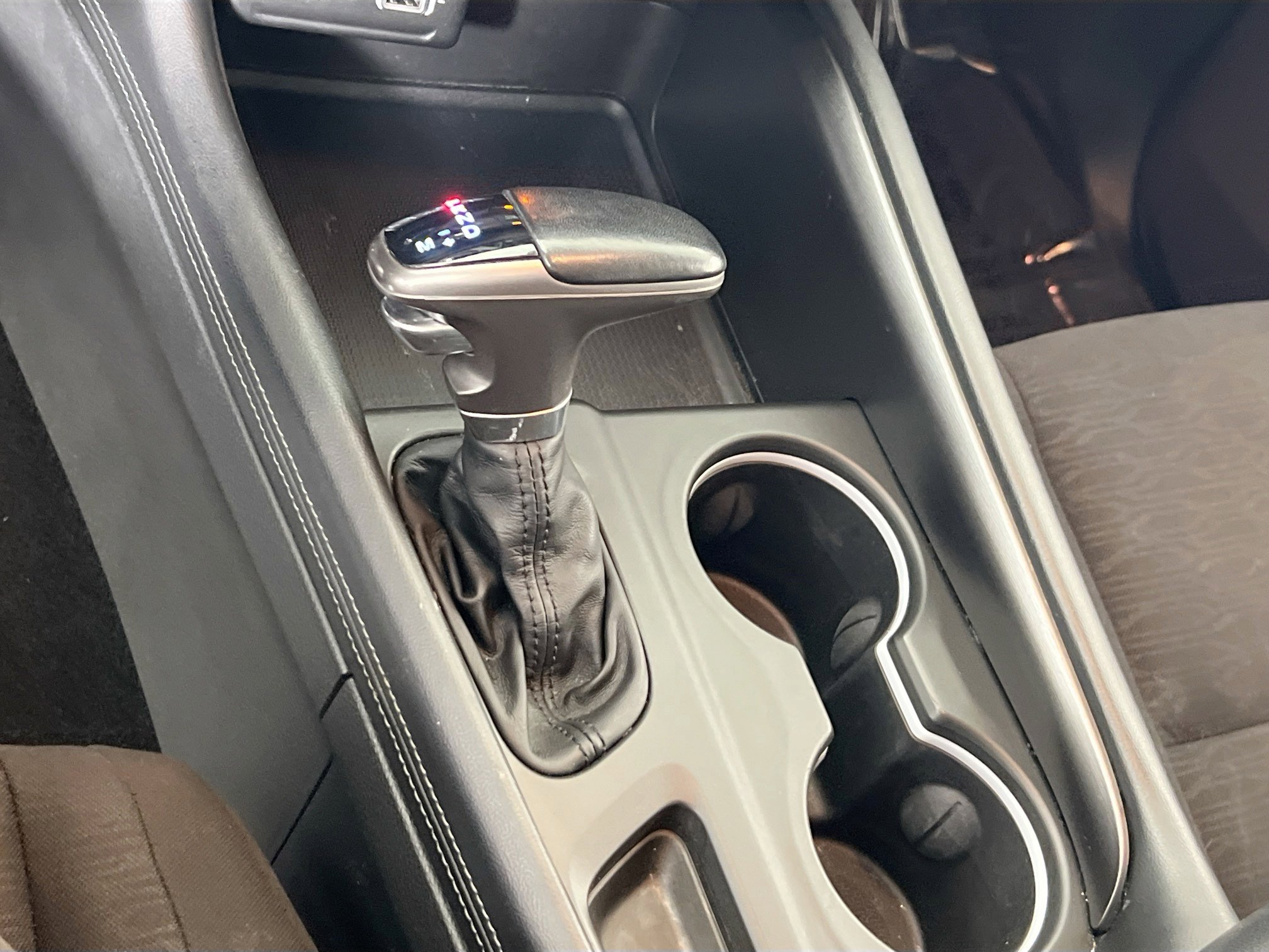 Used 2022 Dodge Durango SXT w/ Anodized Platinum Package image 16