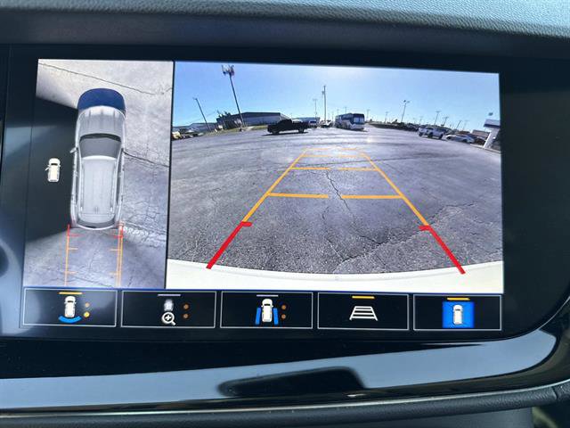 Used 2021 Buick Envision Avenir w/ Technology Package II image 23