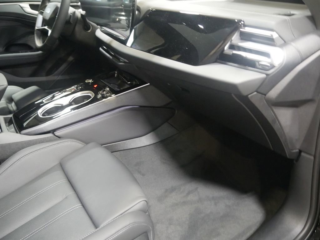 New 2026 Audi A6 Premium image 26