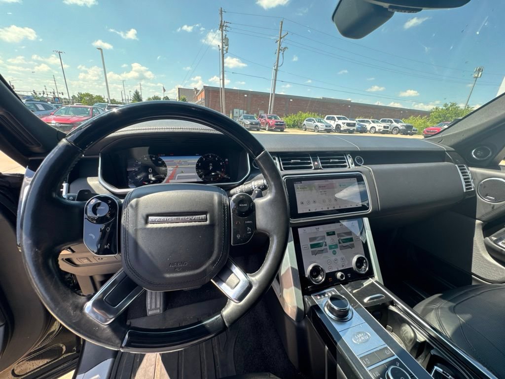 Used 2020 Land Rover Range Rover HSE AWD/4WD image 13