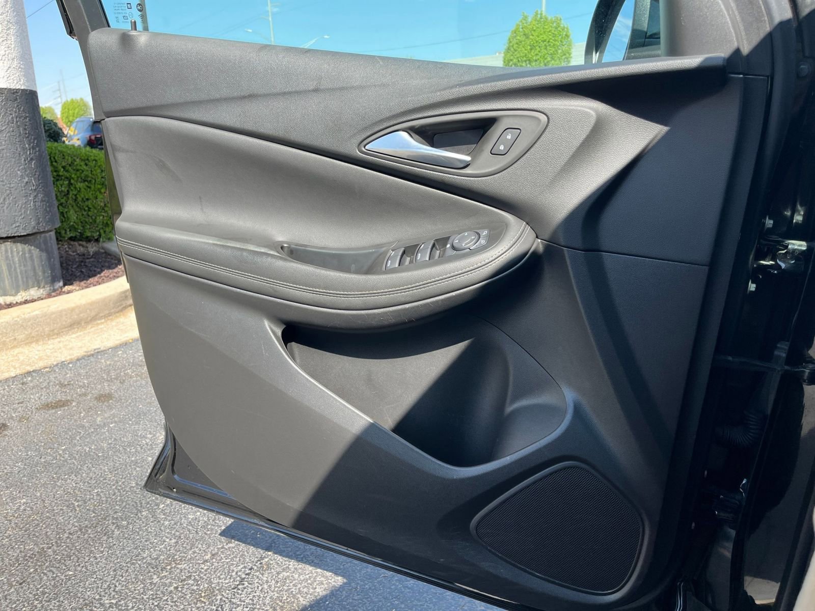 Used 2025 Buick Encore GX Preferred image 18