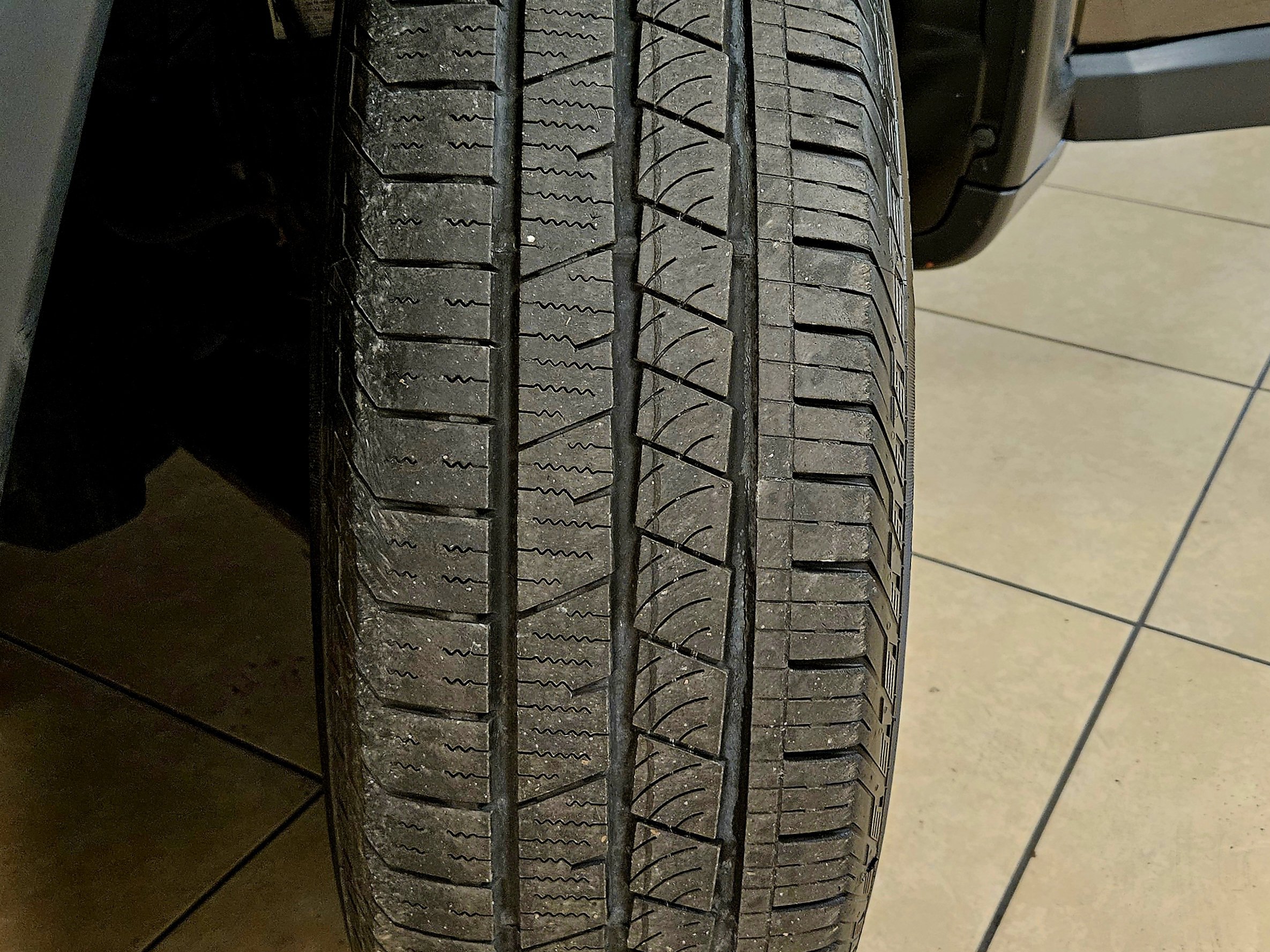 Used 2019 Jeep Compass Sport w/ Cold Weather Group image 40