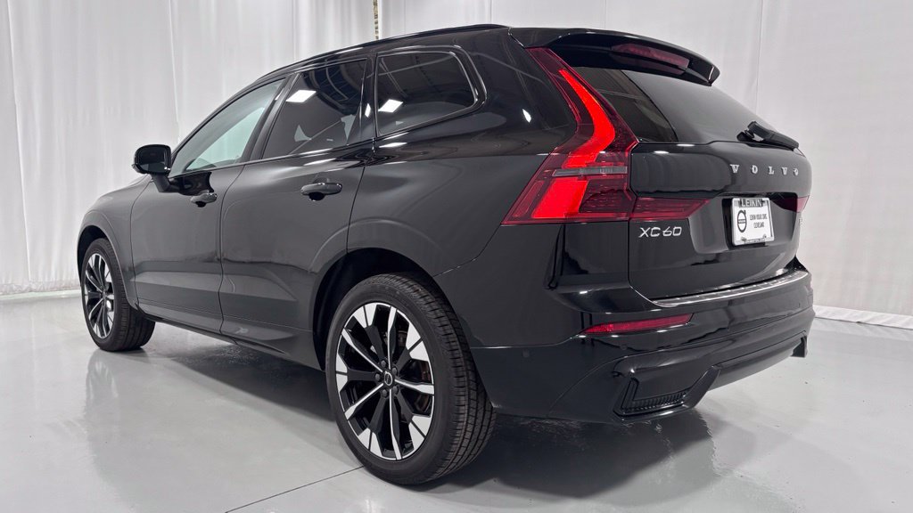 Certified 2026 Volvo XC60 B5 Plus AWD/4WD image 8