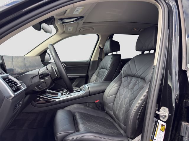 Used 2024 BMW X7 xDrive40i image 9