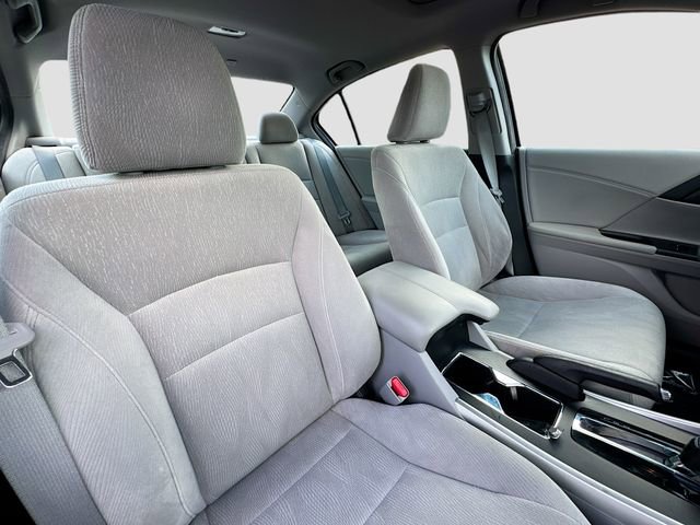 Used 2015 Honda Accord EX image 27