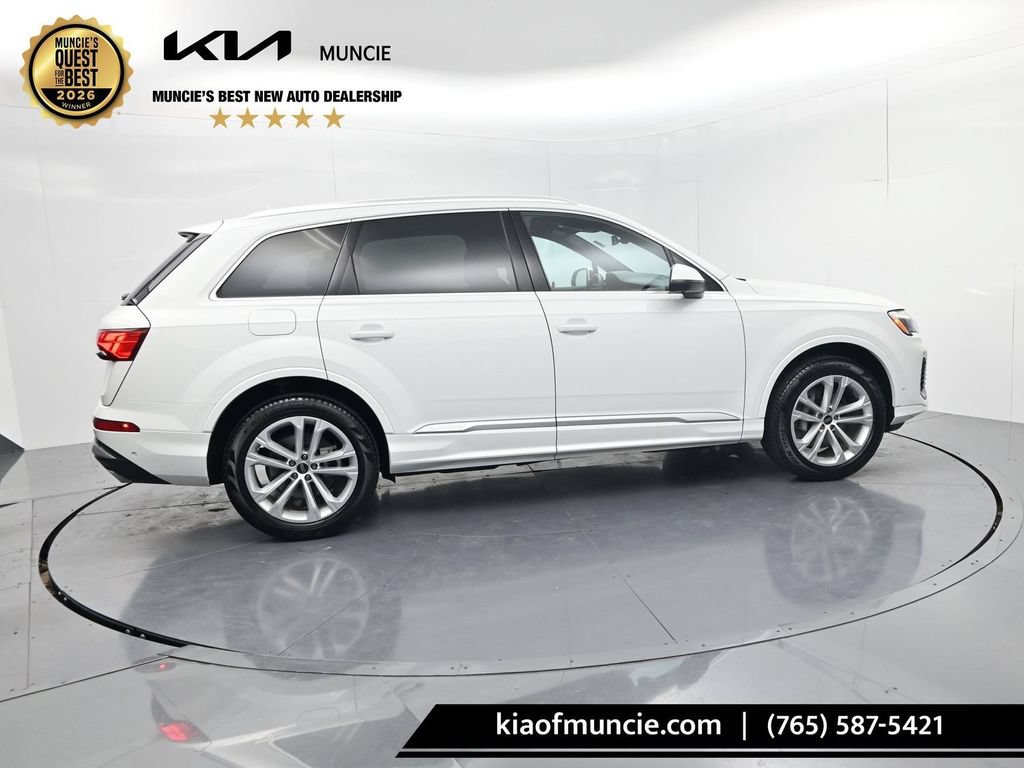 Used 2025 Audi Q7 3.0T Premium Plus AWD/4WD image 8