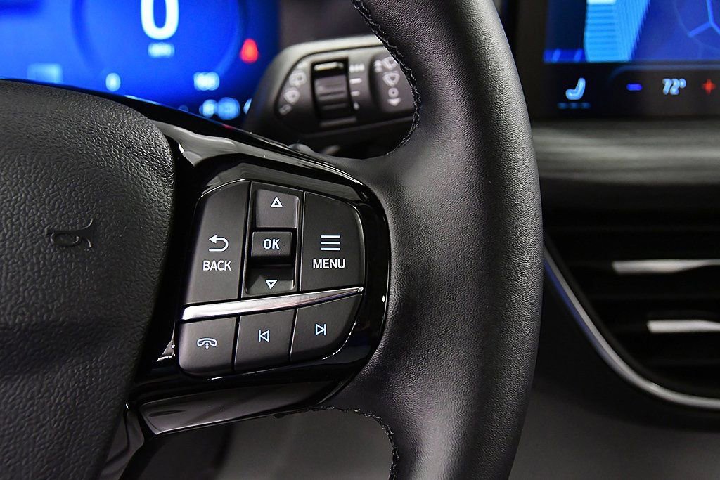 New 2025 Ford Escape SE w/ PHEV Premium Package image 20