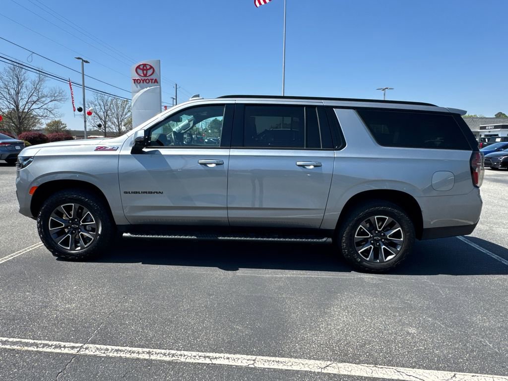 Used 2023 Chevrolet Suburban Z71 w/ Luxury Package image 6