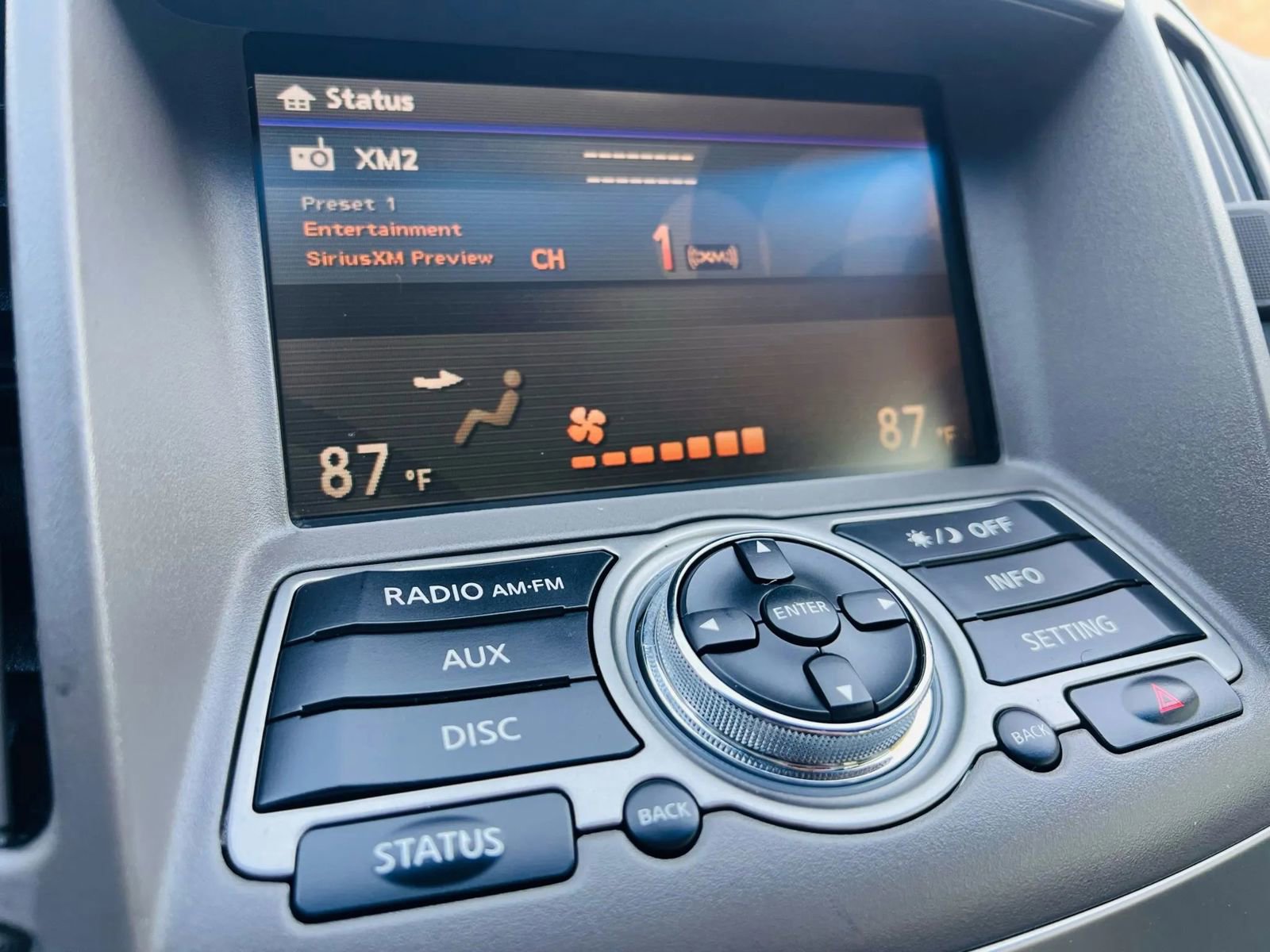 Used 2010 INFINITI G37 Journey w/ Premium Pkg image 32