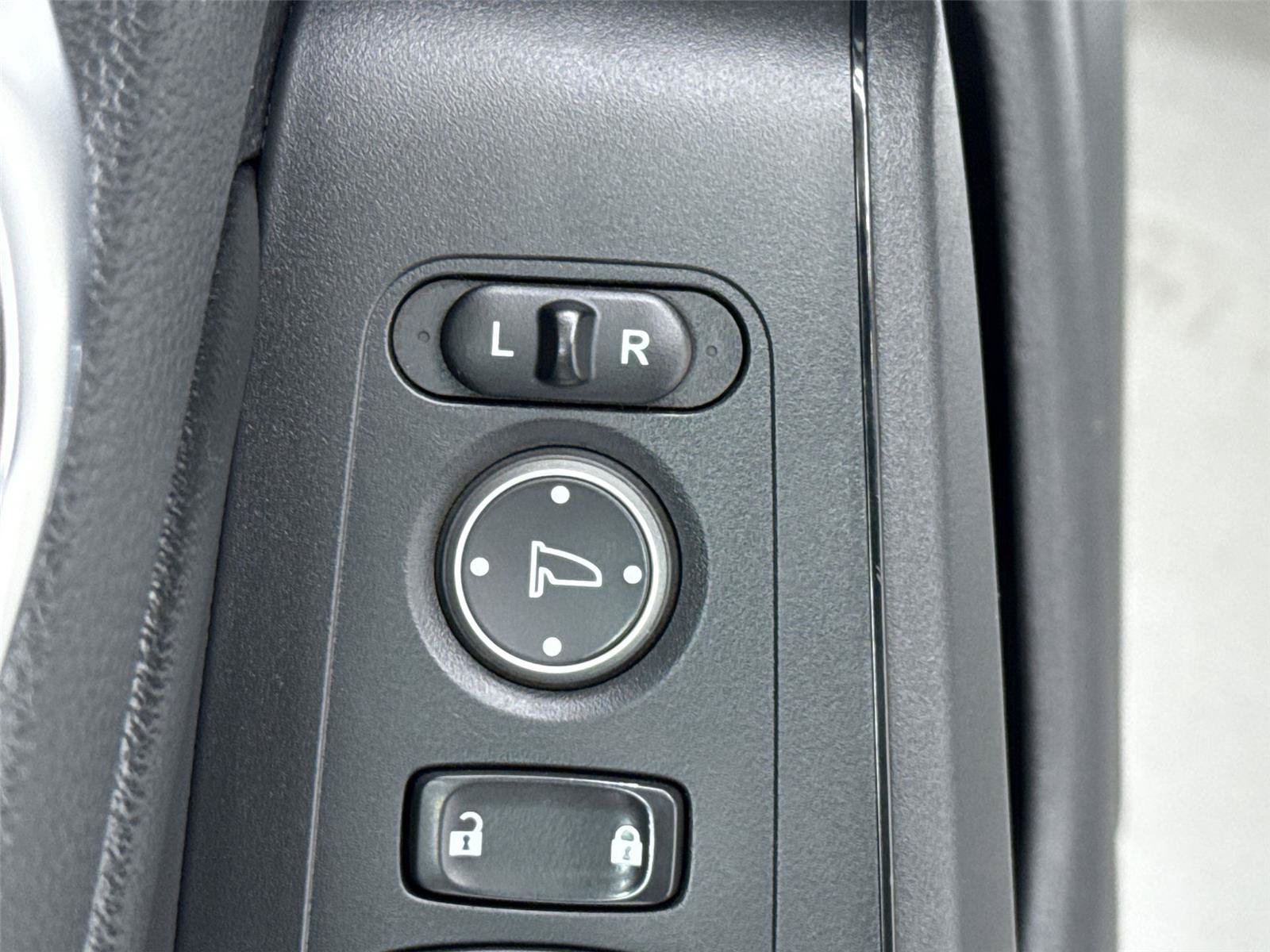 Used 2022 Honda Civic EX-L image 15