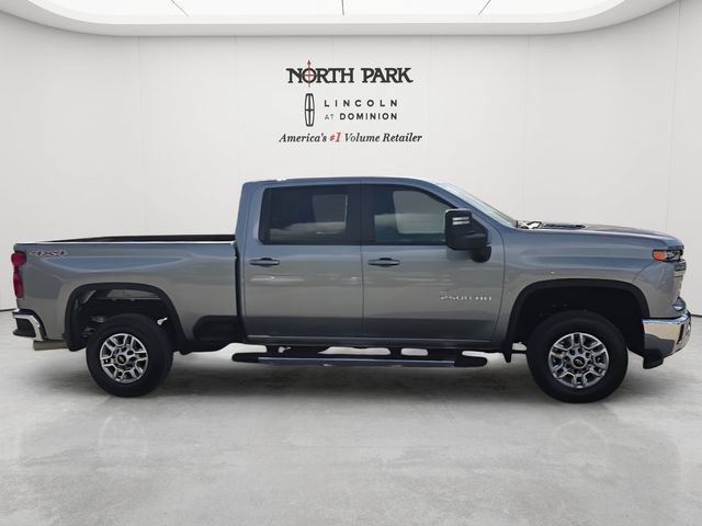 Used 2026 Chevrolet Silverado 2500 LT AWD/4WD image 6