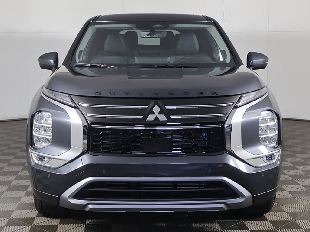 New 2025 Mitsubishi Outlander SE image 13