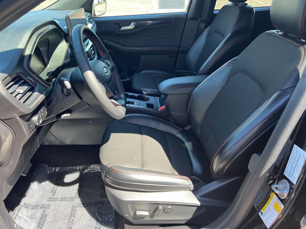 Used 2025 Ford Escape ST-Line w/ Tech Pack #1 image 22