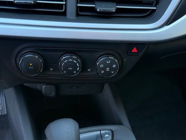 Used 2024 Chevrolet Trax RS w/ Driver Confidence Package image 22