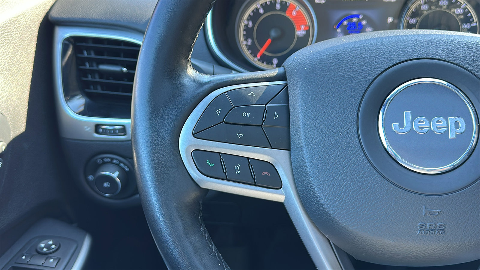 Used 2021 Jeep Cherokee High Altitude image 17