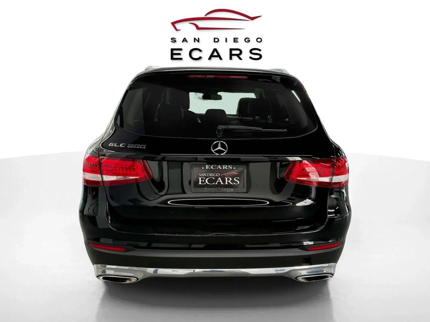 Used 2018 Mercedes-Benz GLC 300 w/ Premium Package image 7