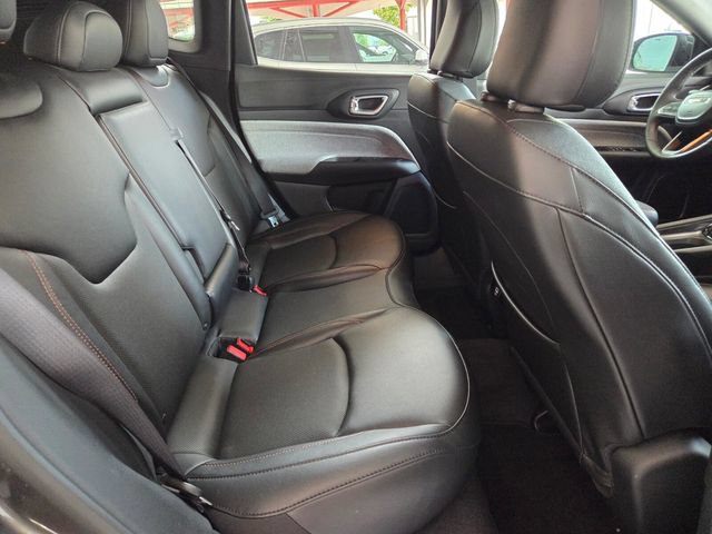 Used 2023 Jeep Compass Latitude AWD/4WD image 14