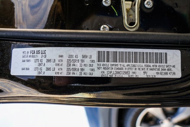 Used 2019 Jeep Cherokee Limited image 29