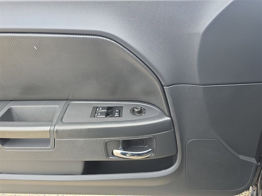 Used 2010 Dodge Challenger R/T image 23