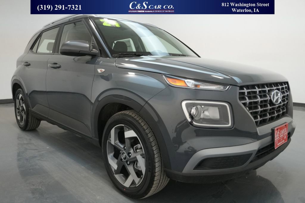 New 2024 Hyundai Venue SEL