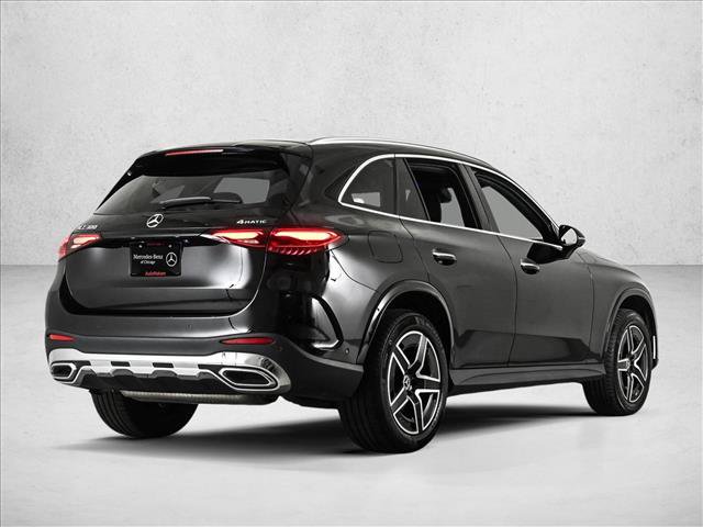 Used 2023 Mercedes-Benz GLC 300 4MATIC image 5