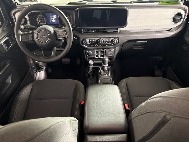 Used 2024 Jeep Wrangler Unlimited Sport AWD/4WD image 24