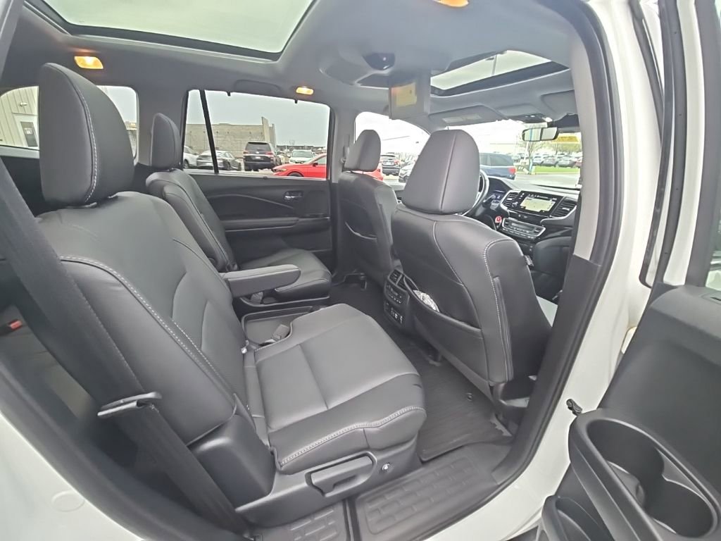 Certified 2022 Honda Pilot Elite image 34