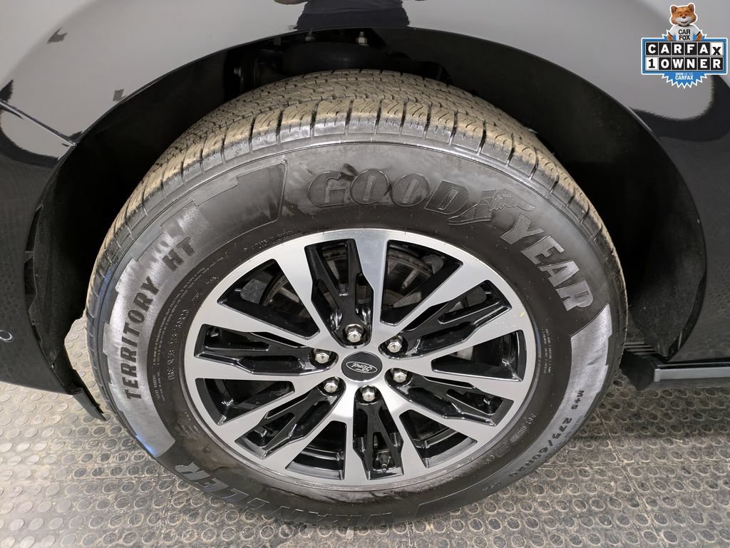 Used 2025 Ford Expedition Platinum AWD/4WD image 9