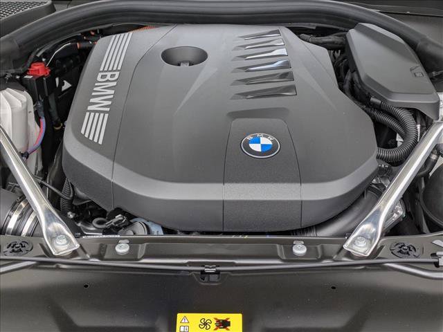 New 2027 BMW 550e xDrive AWD/4WD image 18