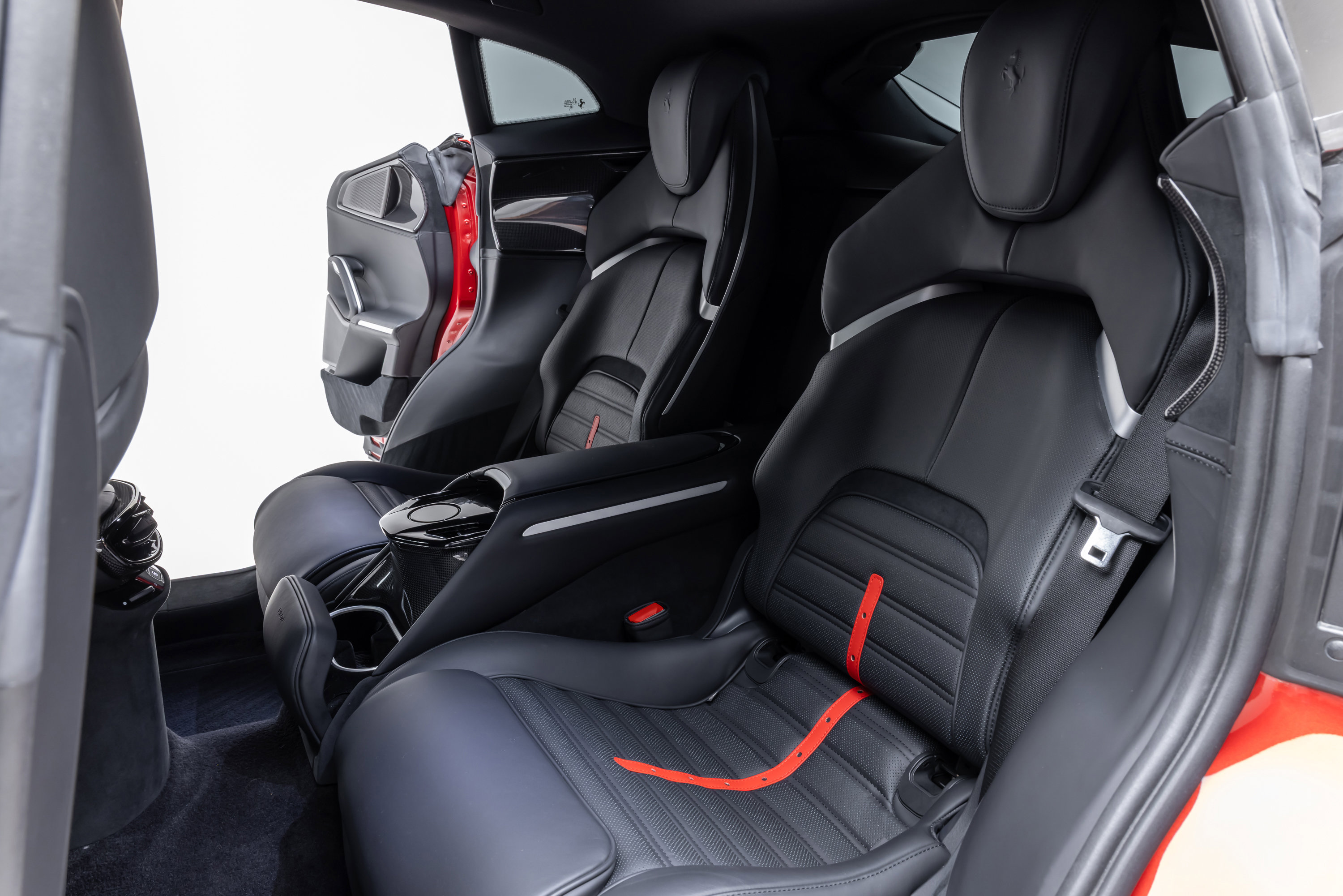 Certified 2023 Ferrari Purosangue image 28