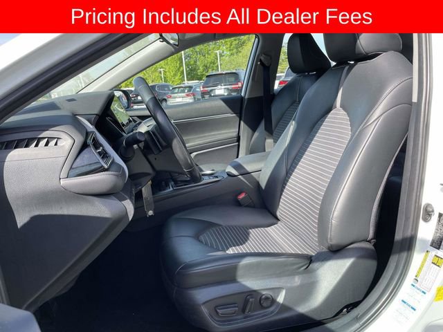 Used 2024 Toyota Camry SE AWD/4WD image 19