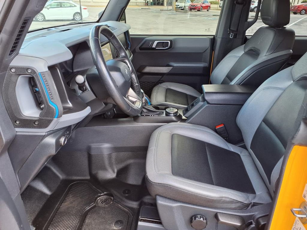 Used 2021 Ford Bronco Black Diamond image 24