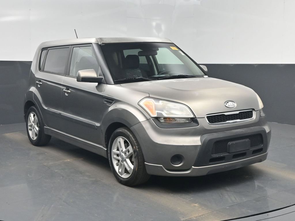 Used 2011 Kia Soul + image 8