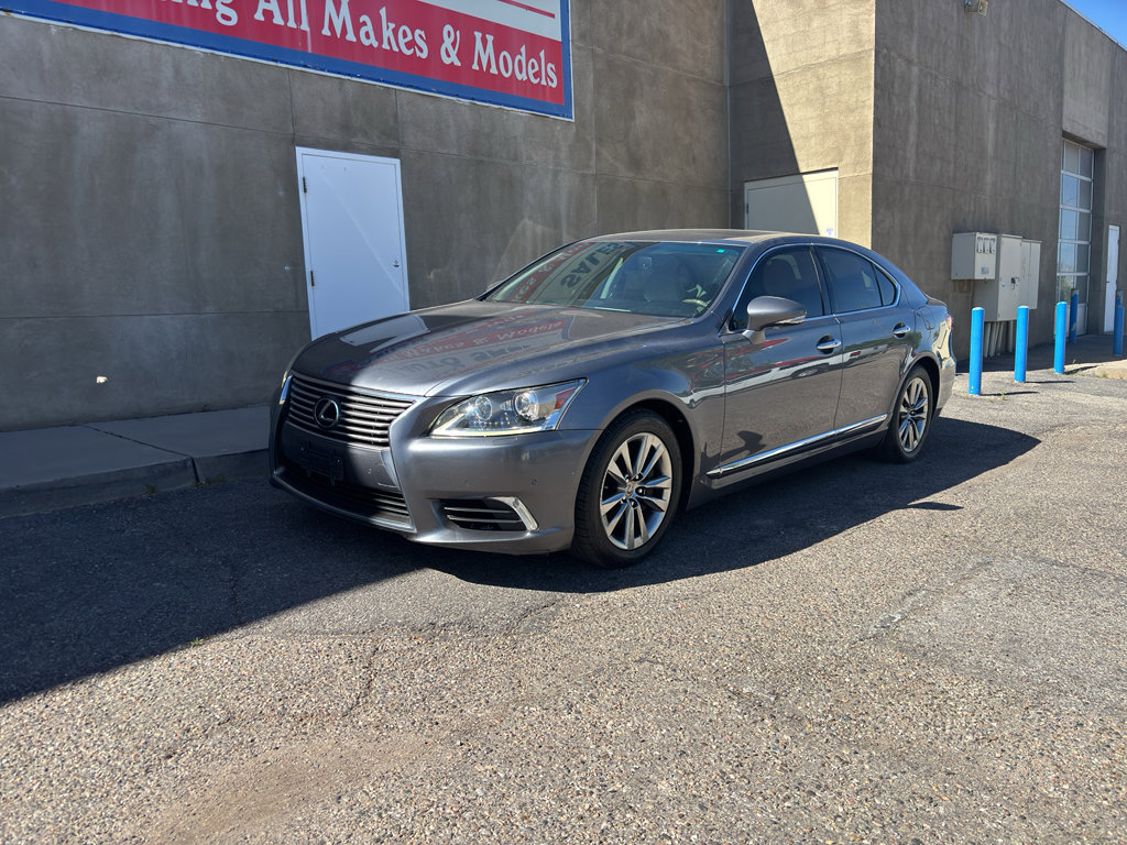 Used 2015 Lexus LS 460 AWD w/ Comfort Package image 3