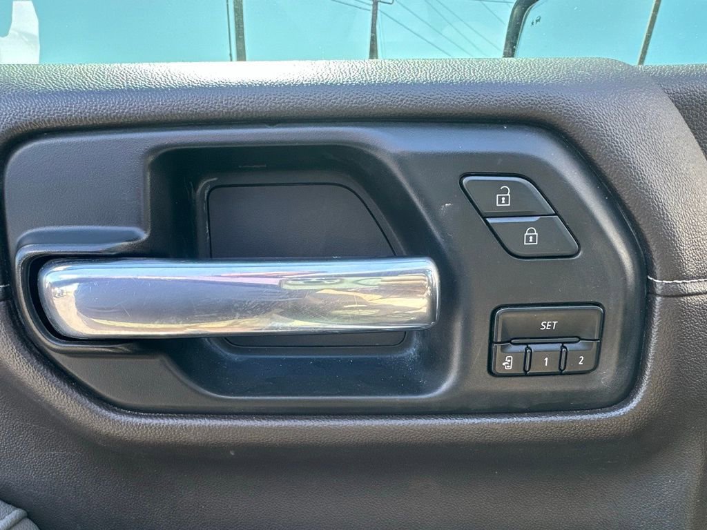 Used 2022 GMC Sierra 1500 SLT image 29